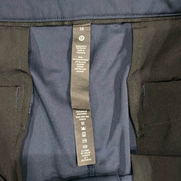 Like New Lululemon Commission Pant Classic Fit Men’s 38”x 30” TRNV - True Navy - Picture 12 of 16